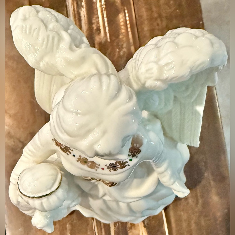 Formalities by Baum Bros Musical Porcelain White Gold Trim Angel Figurine - Picture 5 of 7
